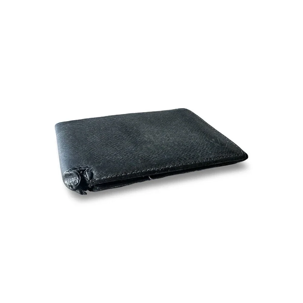 Louis Vuitton Men's Black Taiga Bifold Wallet preowned